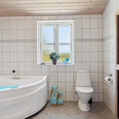 Holiday home 4 Bedroom In *