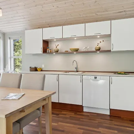 Holiday home 4 Bedroom In